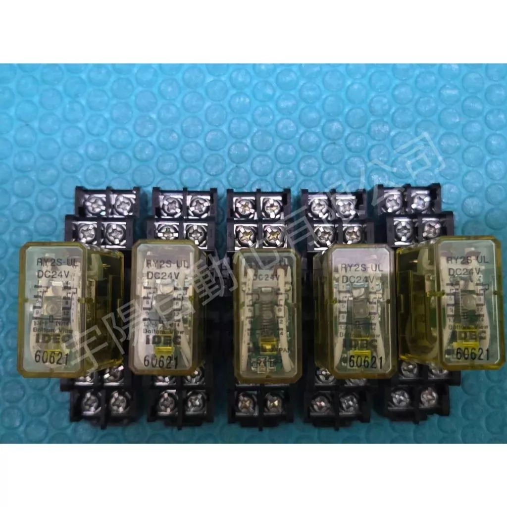 IDEC和泉 繼電器 RY2S-UL DC24V 附指示燈 含底座SY2S-05A