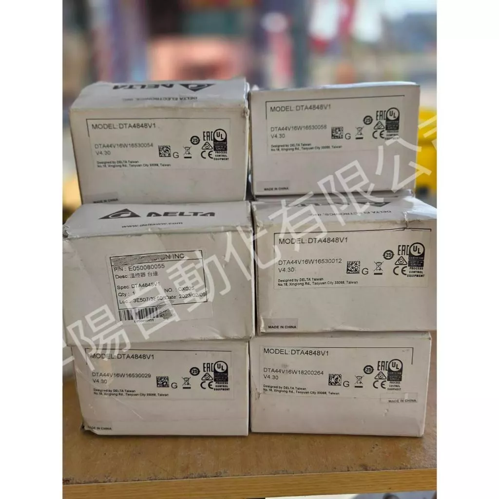 (中古)DELTA台達溫控器 DTA4848V1 SSR 輸出 14VDC 電壓脈衝 RS-485