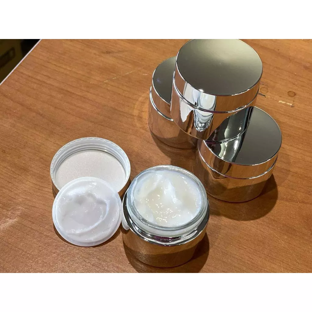 御革裡｜棒壘球手套內裡專用保養乳霜｜快速吸收不黏膩｜淡雅清香｜抗UV玻璃瓶｜50ml