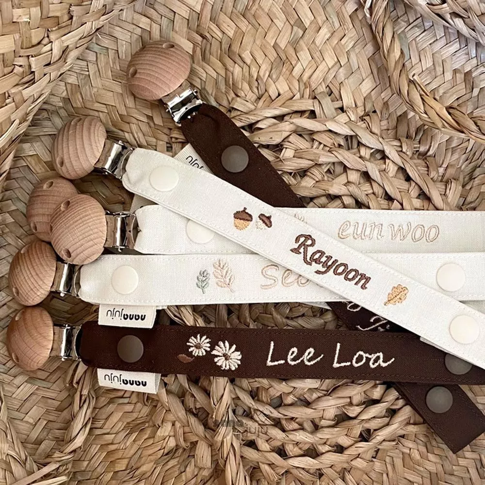 《客製化》刺繡木夾奶嘴鏈