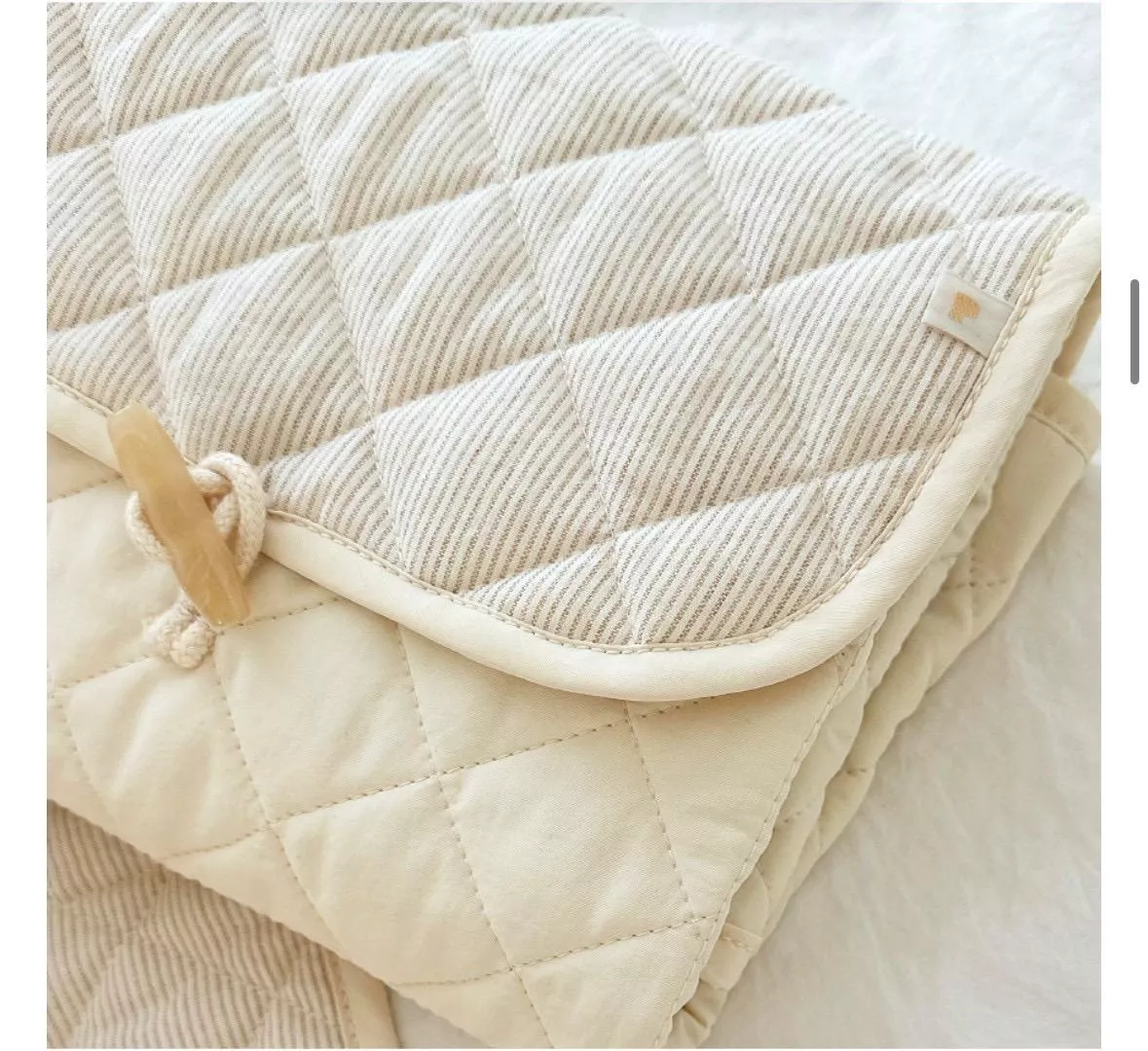 雙色設計尿布墊