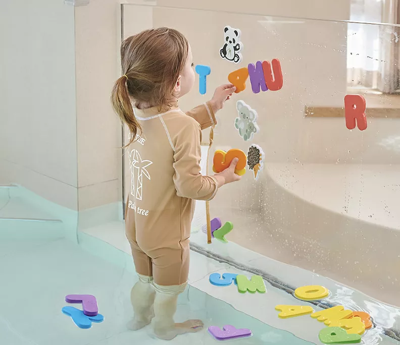 貼紙玩具 + 收納套