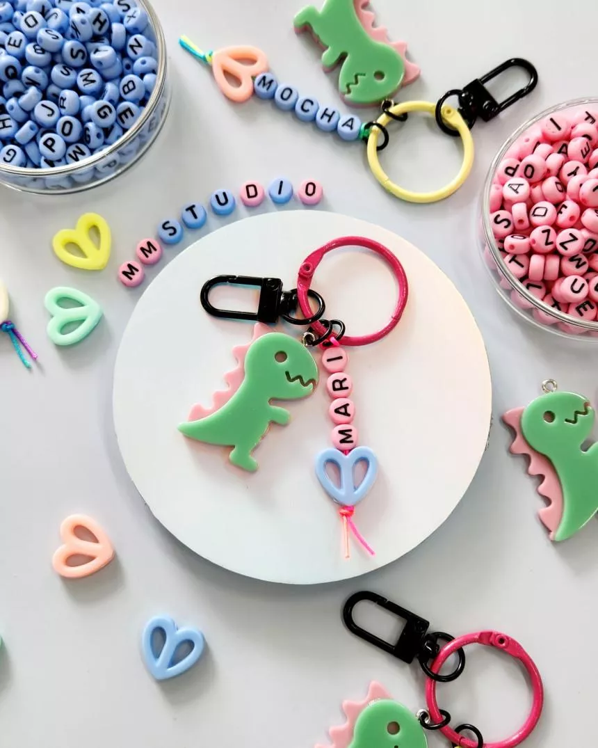 《客製化》恐龍字母鑰匙圈吊飾