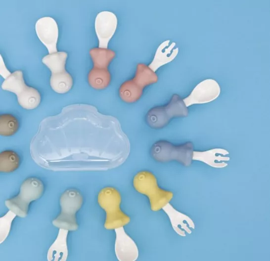 湯匙叉子套組(12m+)