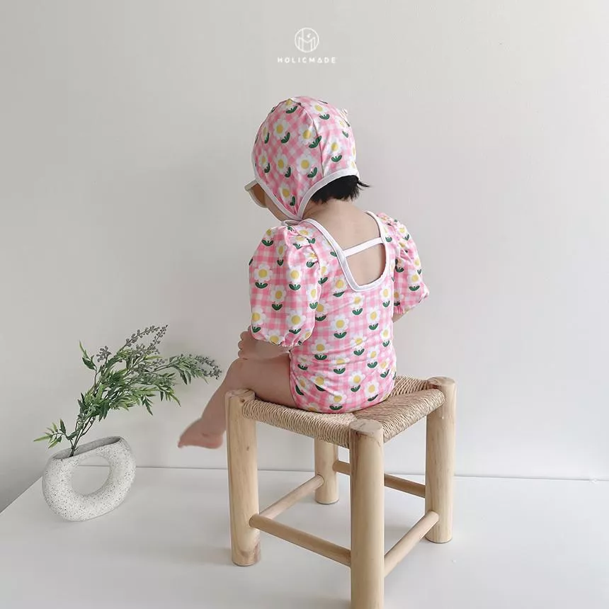 <Holicmade>泳裝SET（泳衣+泳帽）