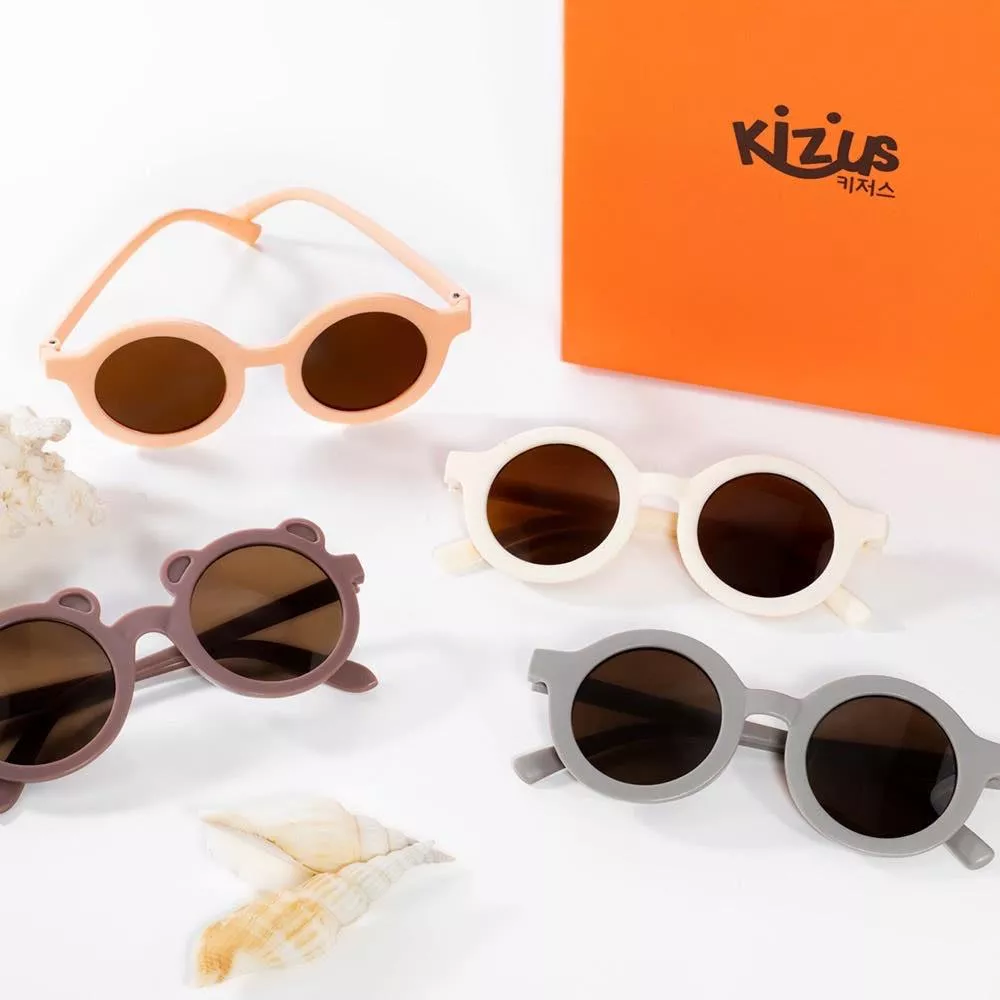 ￼四副太陽眼鏡+眼鏡盒+禮盒