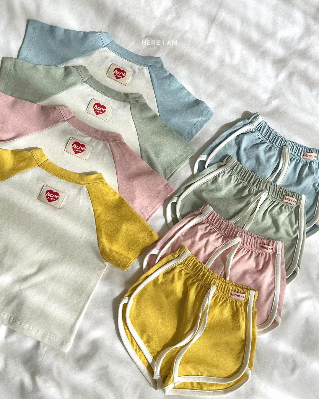 <Here I Am>上下套裝
