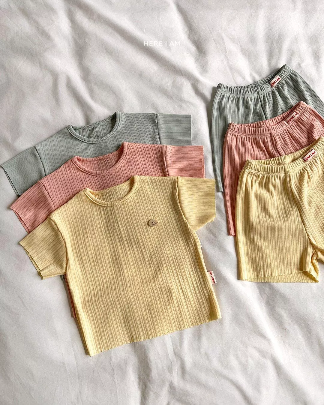 <Here I Am>上下套裝