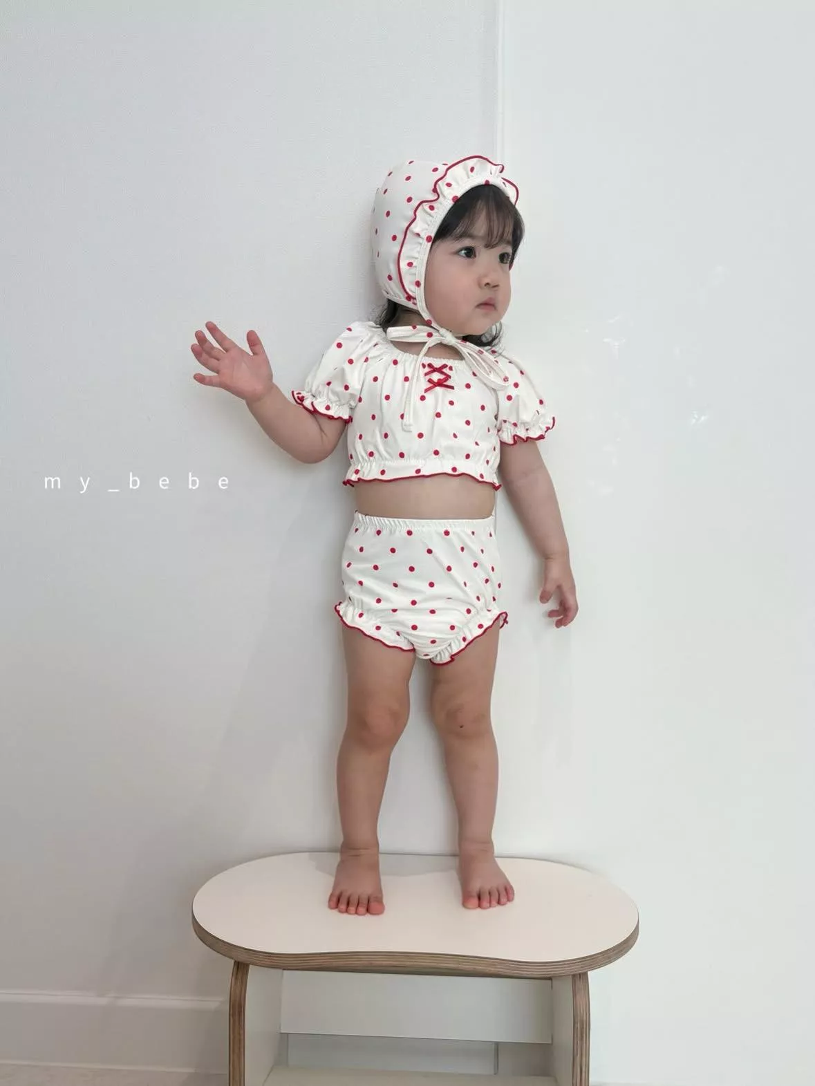 現貨-<Mybebe>泳裝SET（泳衣+泳帽）