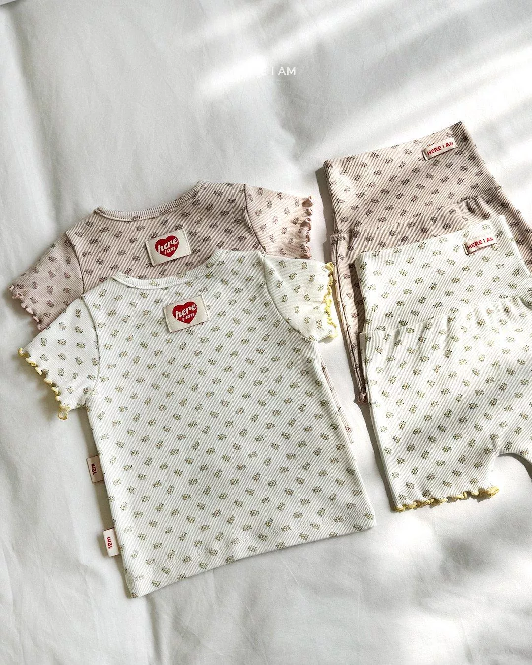 <Here I Am>花花上下套裝