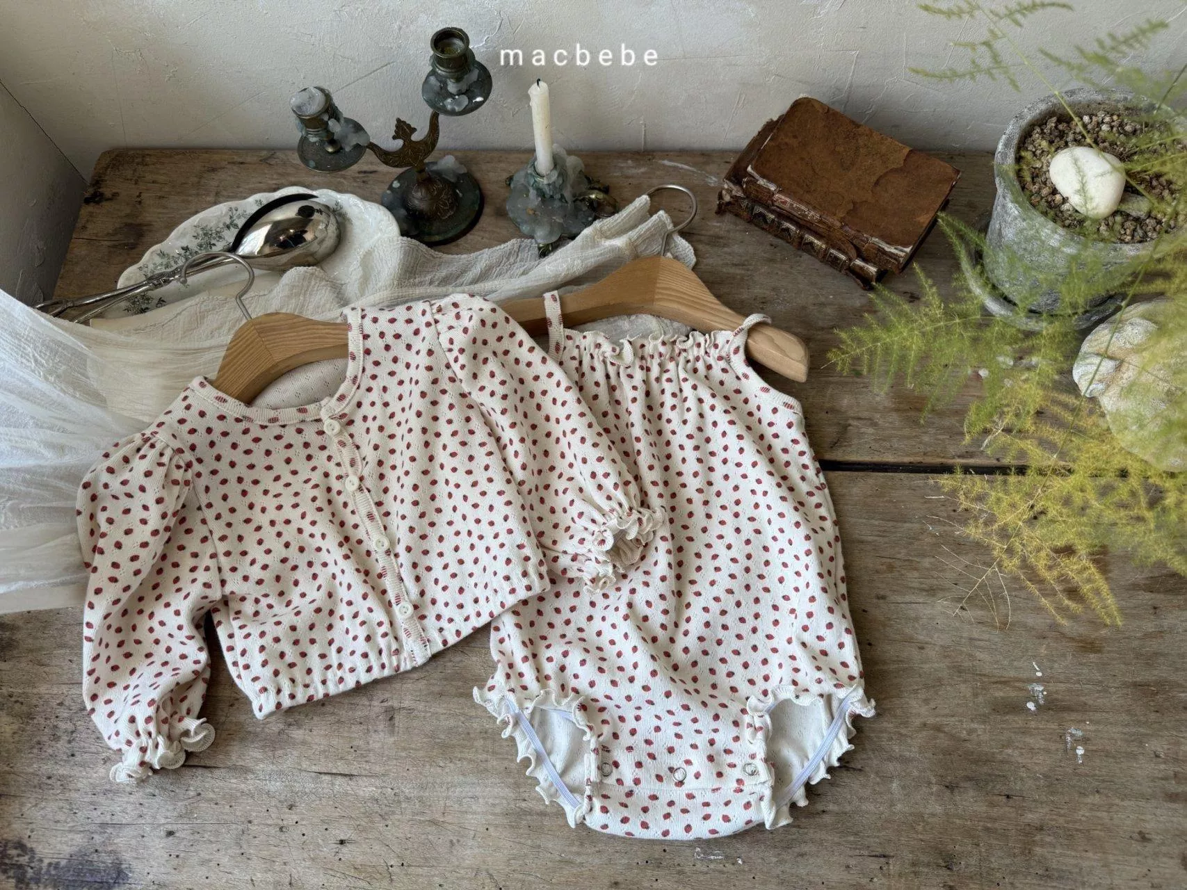 <Macbebe 26春>包屁衣+外套