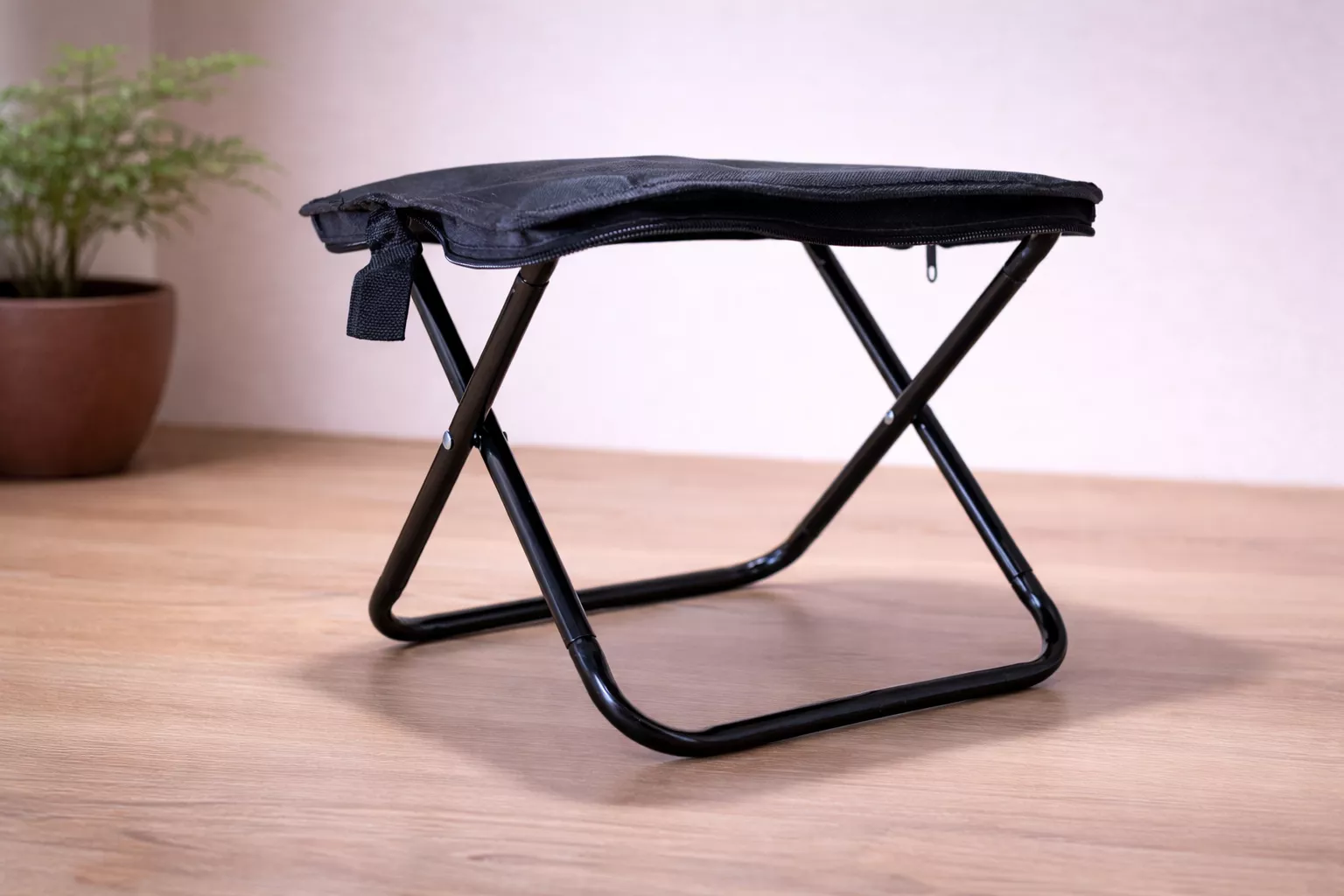 超迷你筆袋款便攜折疊椅*登入會員享優惠*(耐150KG)