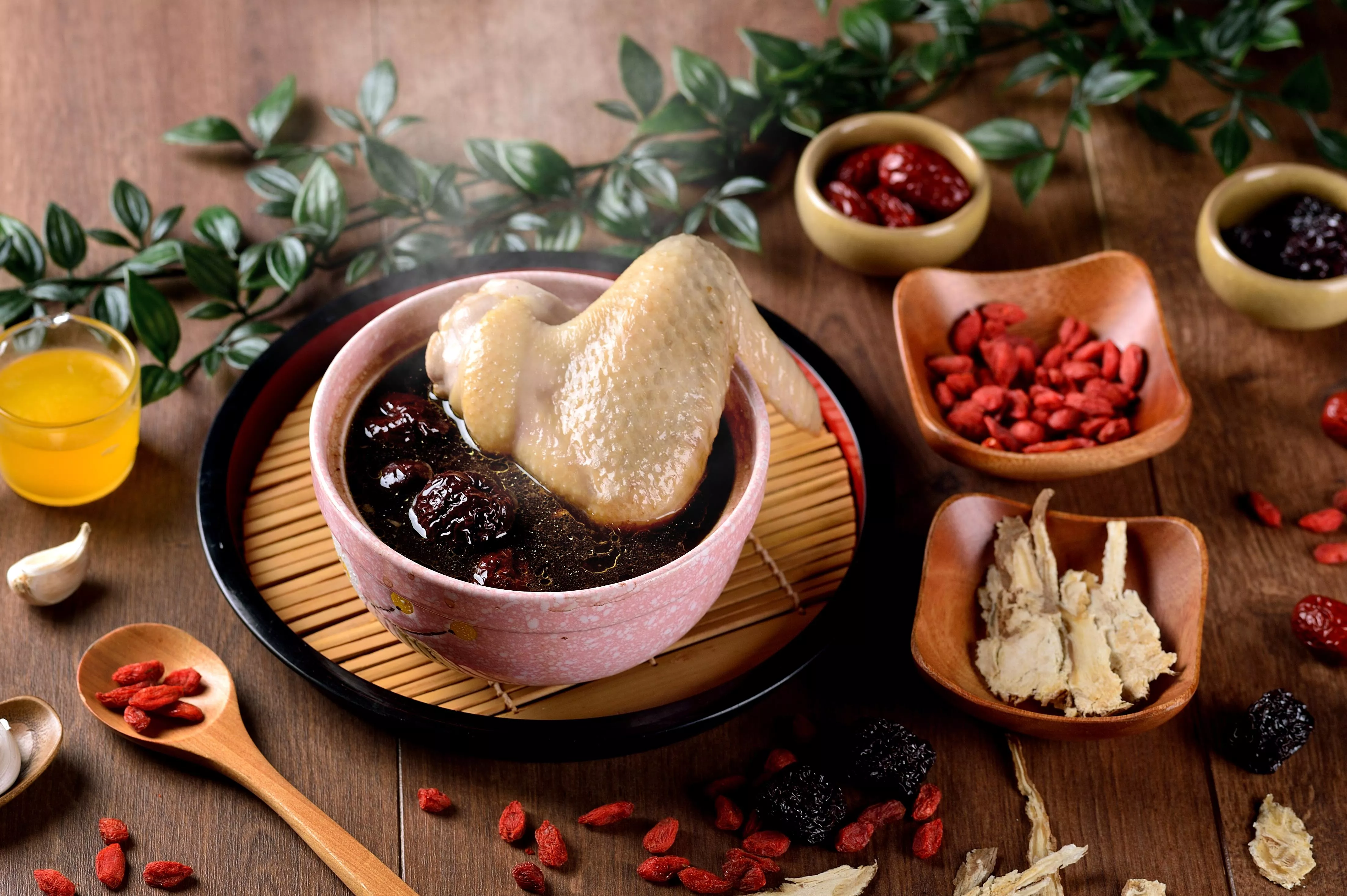 四物雞湯（雞翅）