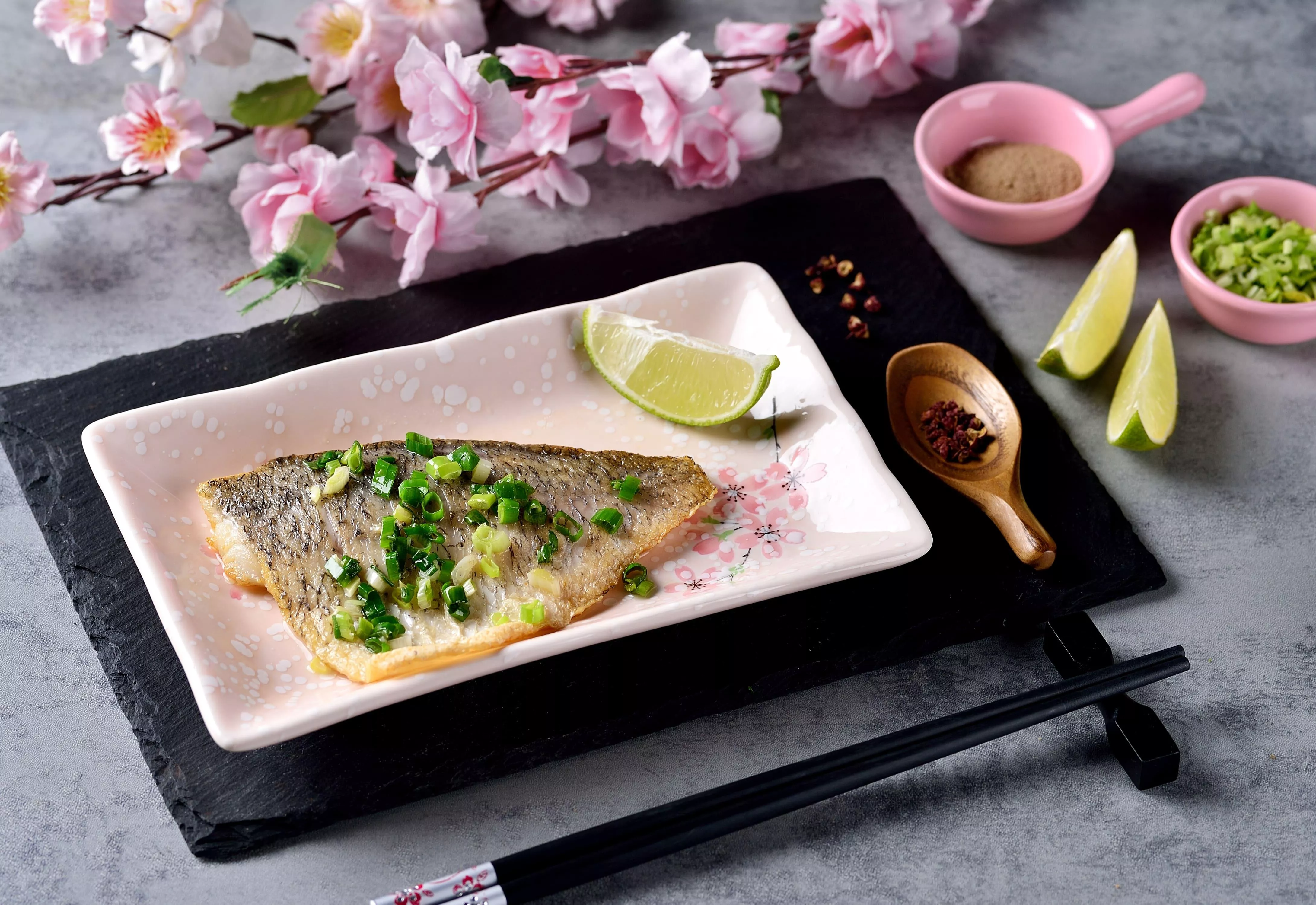 無刺鱸魚排 (130g/片)