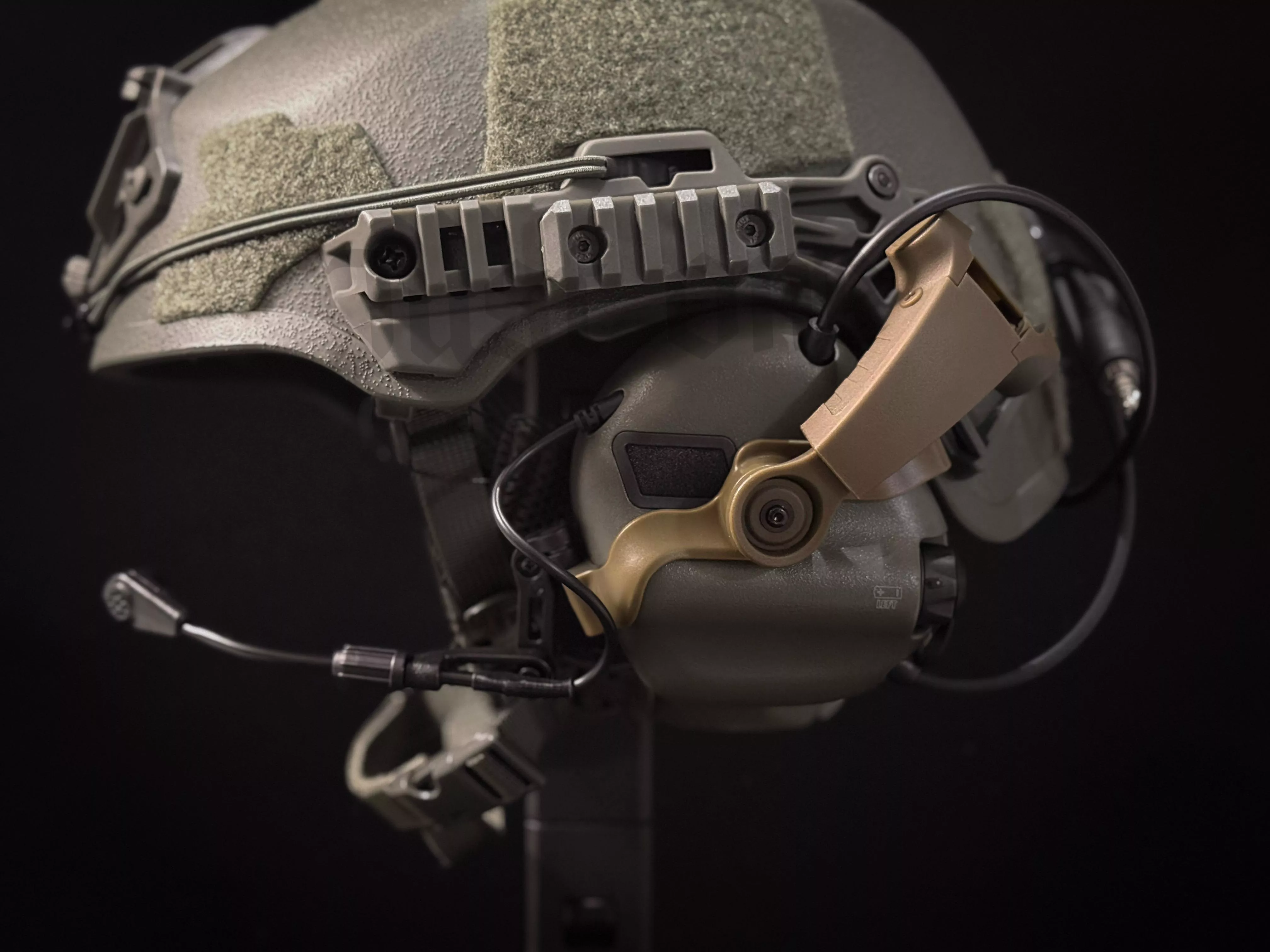 （JustOne） EARMOR  M32 / M31 頭盔耳機支架 戰術頭盔導軌支架 一組兩入 FAST戰術頭盔