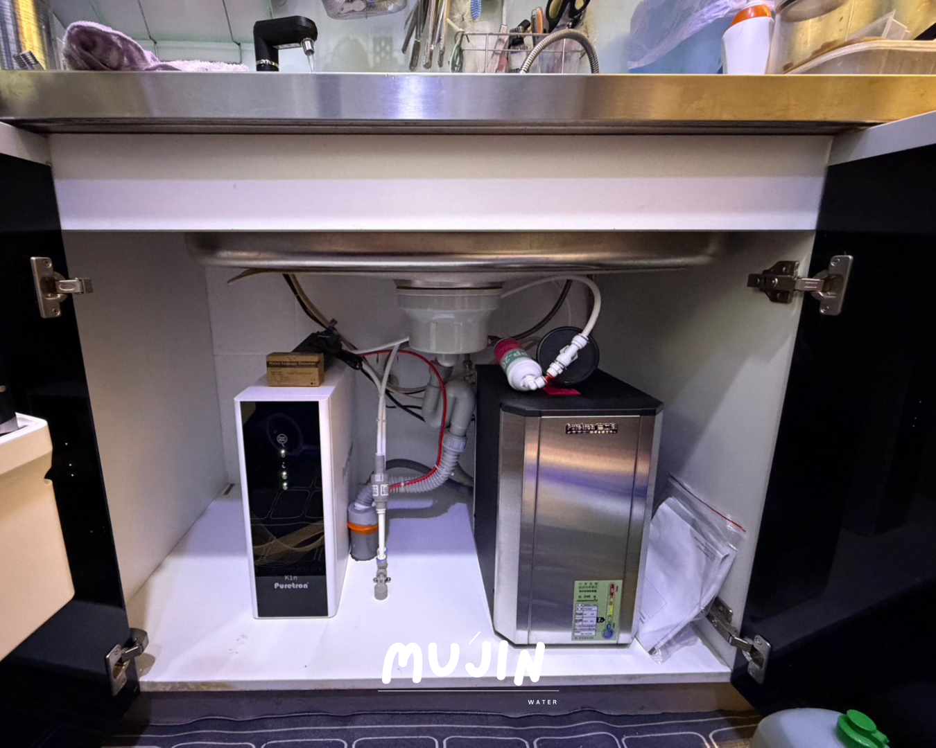 新北淡水飲水設備安裝|K1N RO直輸機+TPH-689A2雙溫加熱器 K1N RO直輸機搭配TPH-689A2雙溫加熱器櫥下安裝實景