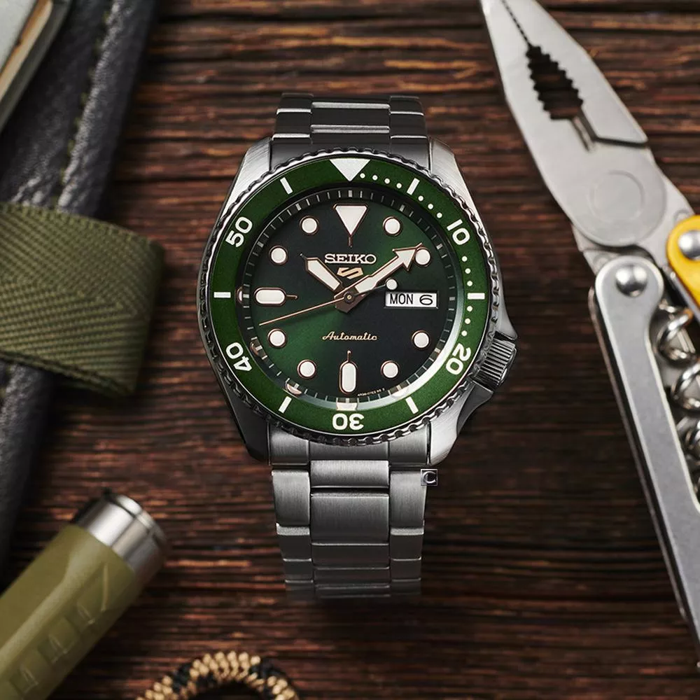SEIKO 精工 5 Sports 系列 綠水鬼時尚機械錶42mm綠 4R36-07G0G/SRPD63K1