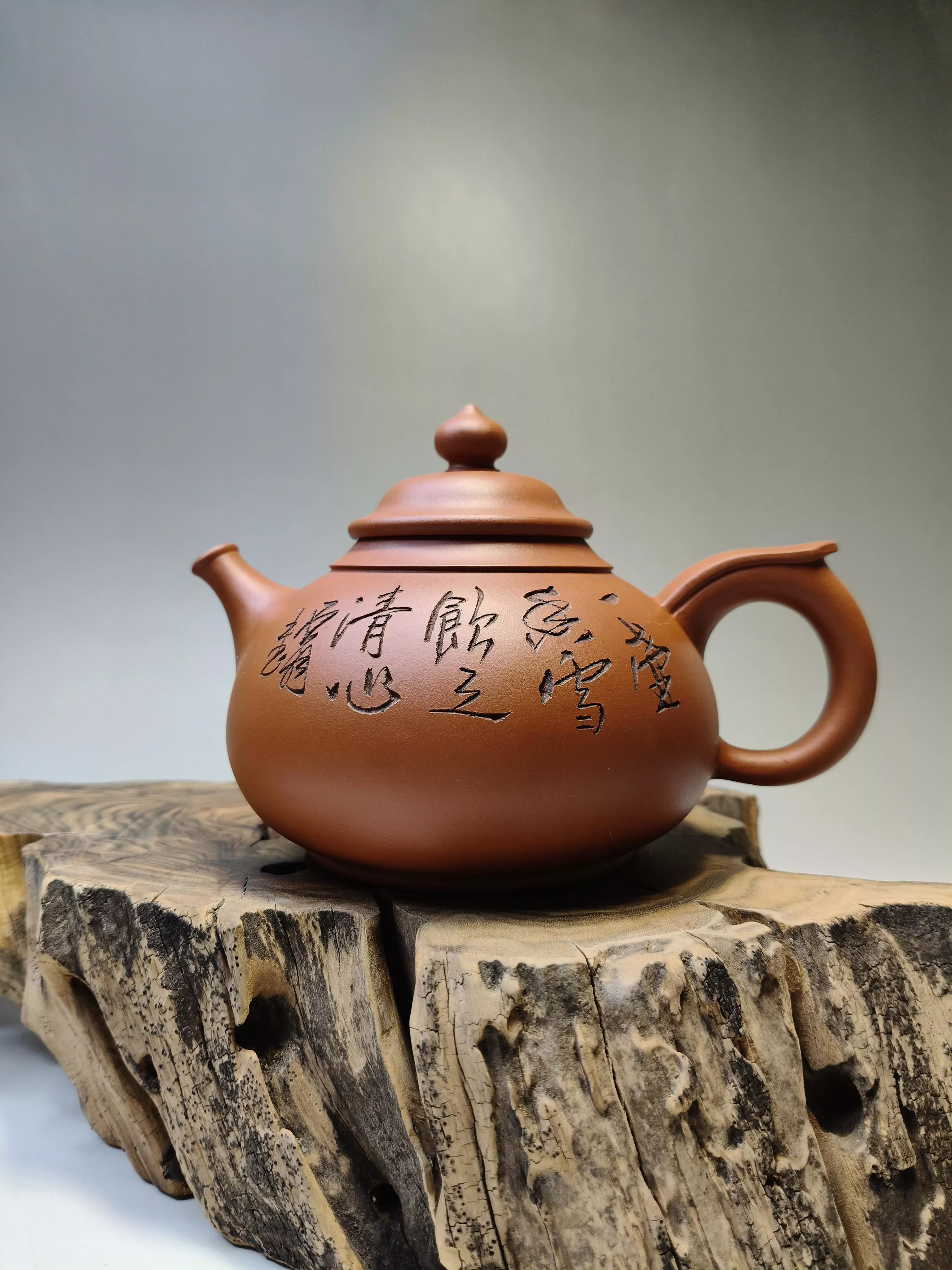 1994年沈莉莉全手製石羽沈漢生刻繪笠珠壺