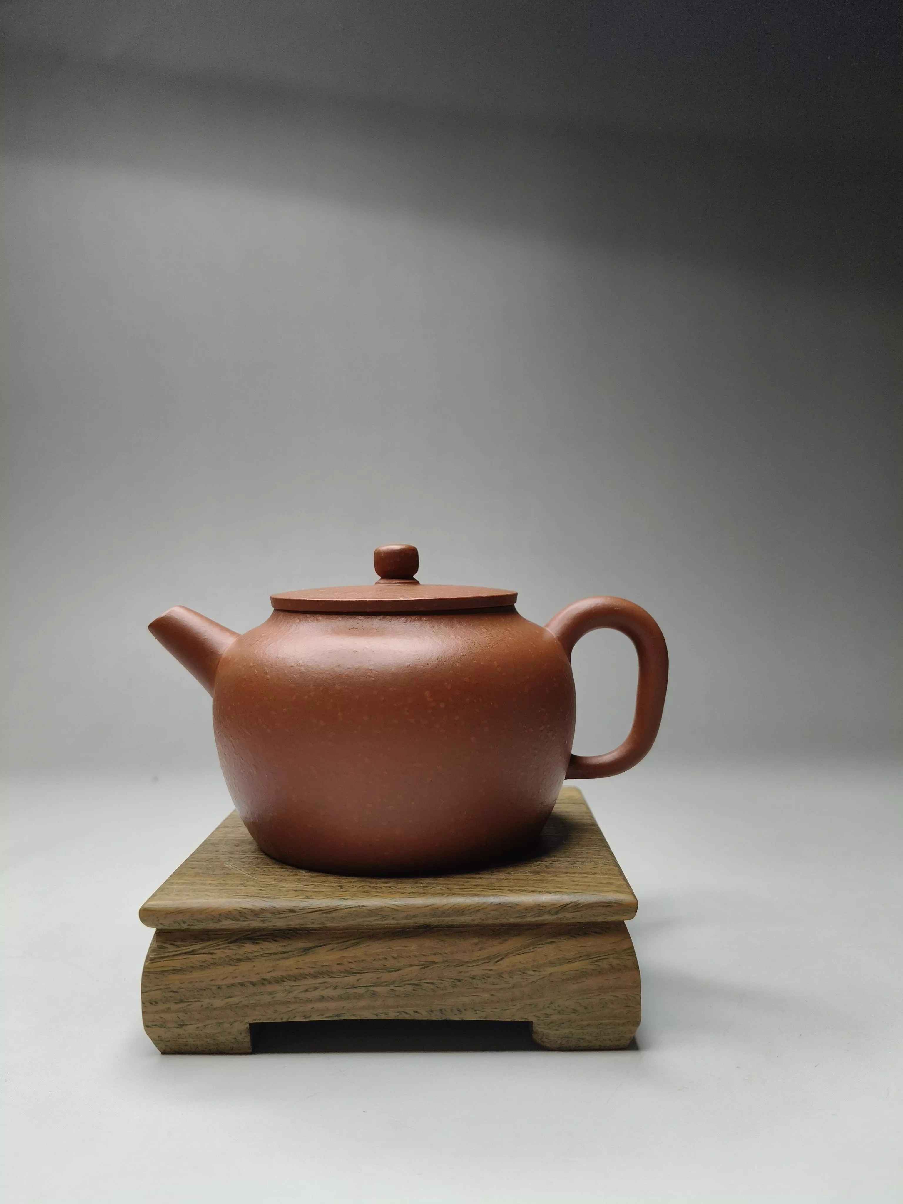 紫壺茗閣 宜興紫砂壺 全手製早期朱泥內含石黃老料 約170cc