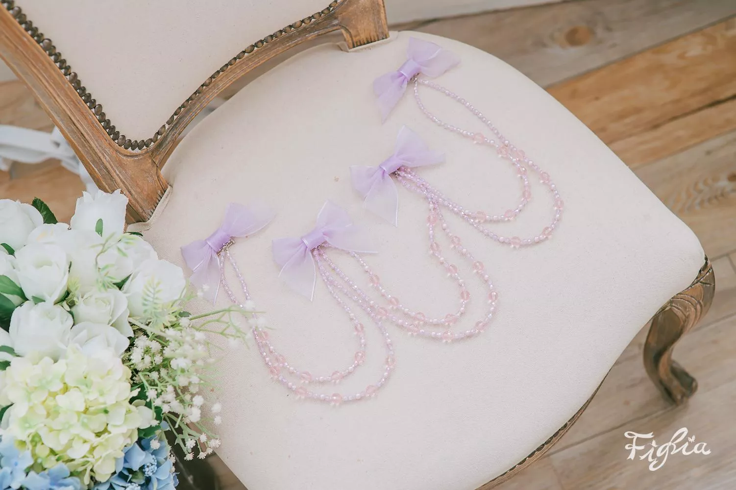 Twinkle Star Dazzling Kitten蝴蝶結裝飾鏈