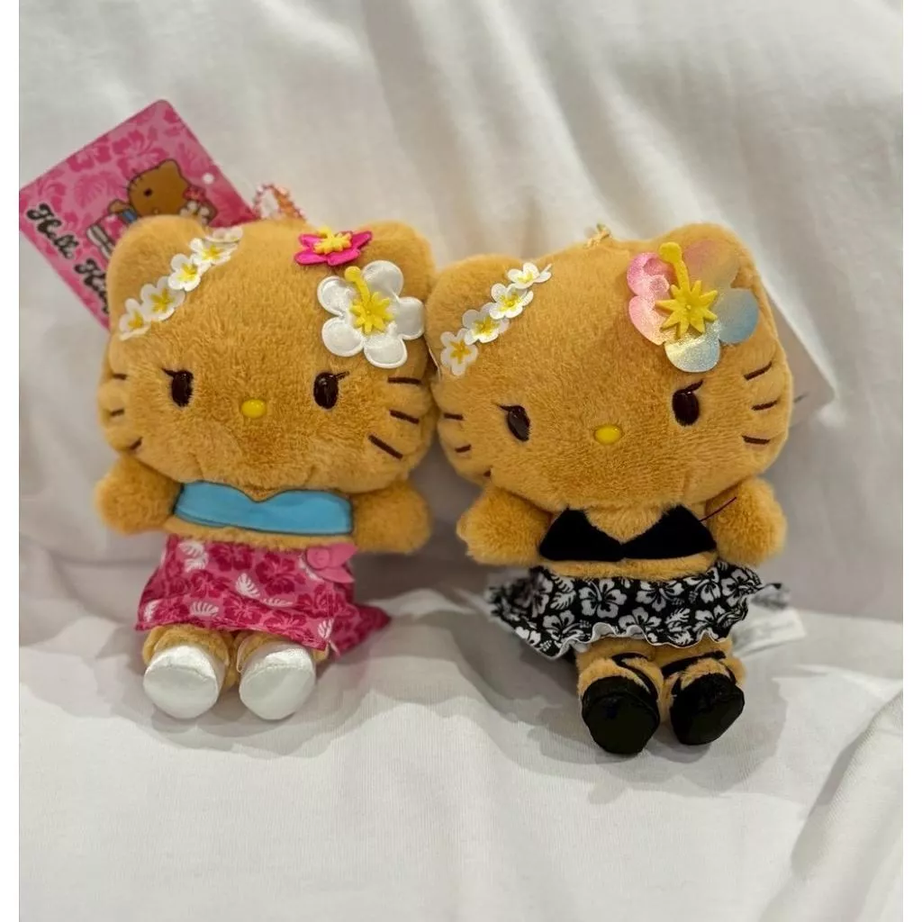 GU星願屋💜💛-🇯🇵日本代購「黑皮Kitty扶桑花比基尼吊飾（黑）」❗️商品現貨有限，下單前請先詢問是否有現貨❗️