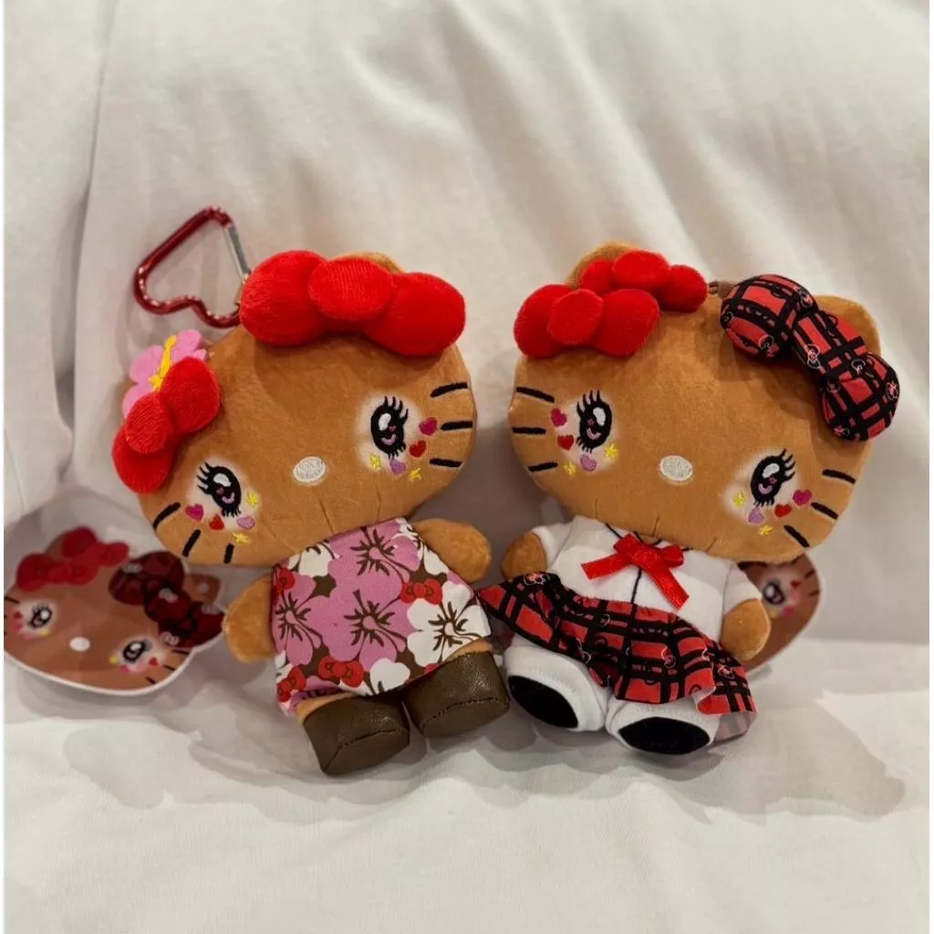 GU星願屋💜💛-🇯🇵日本代購「涉谷109辣妹黑皮kitty拉鏈娃娃吊飾」❗️商品現貨有限，下單前請先詢問是否有現貨❗️