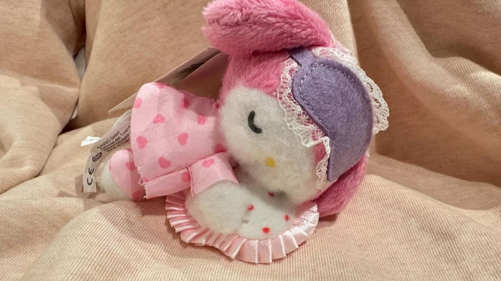 美樂蒂趴姿睡覺吊飾