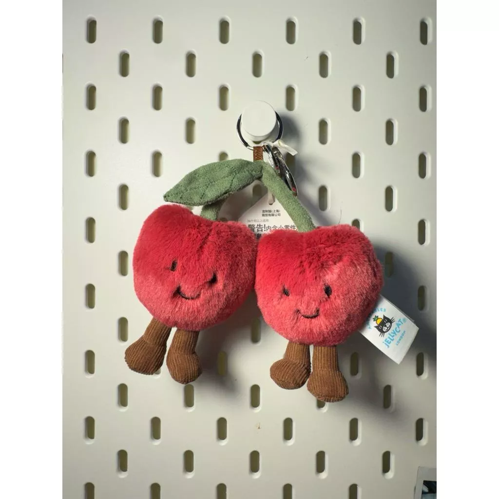 GU星願屋💜💛-「Jellycat 櫻桃🍒吊飾 」，下單前請先詢問是否有現貨❗️