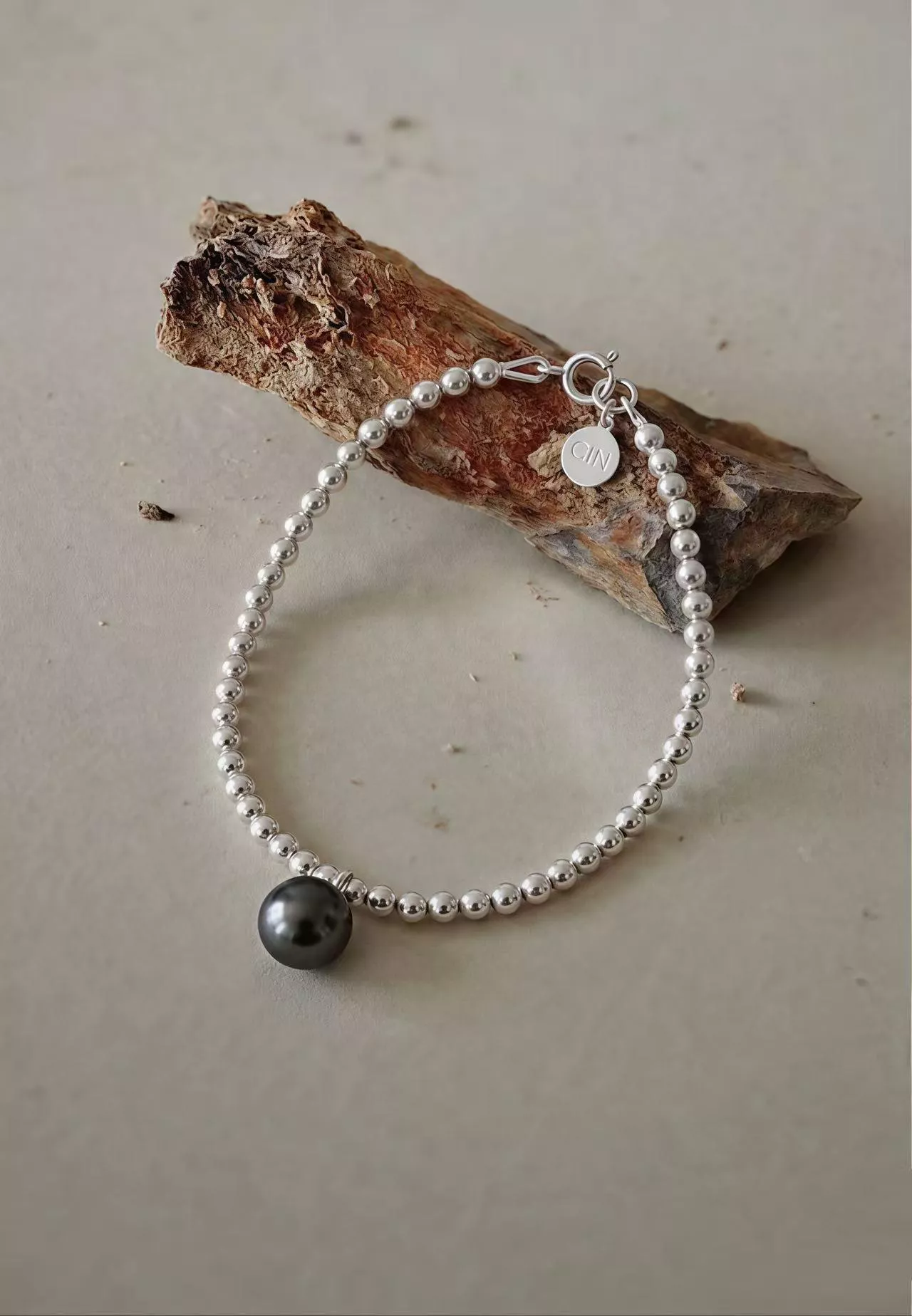 Self-reflection-Bracelet 手工製作珍珠純銀手鍊（黑灰／灰白兩色）