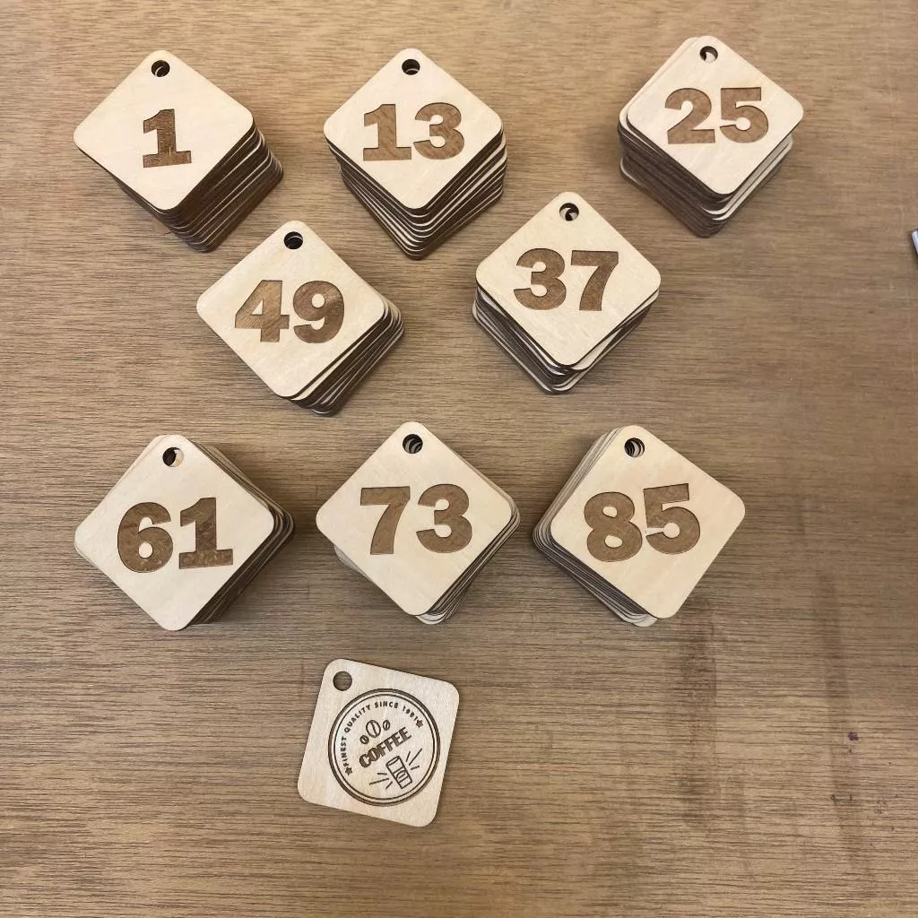 菱形數字號碼木牌【1-96】客製 號碼牌 桌號牌 叫號牌 數字牌 點餐牌 造形木片 形狀木片 形狀尺寸可客製化