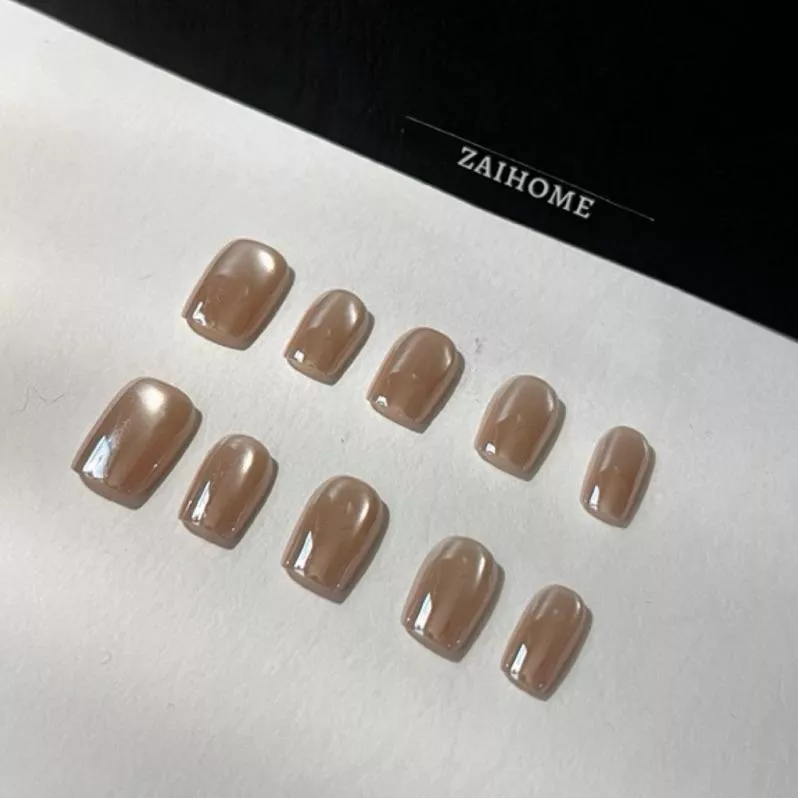 ZAIHOME  【玫瑰白極光】多甲型 海莉同款 全新玫瑰白 極光貓眼氛圍美甲風格 溫柔百搭海莉美甲