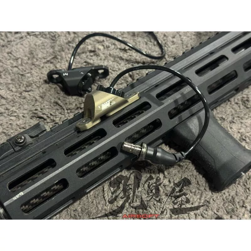 *現貨屋*復刻SOTAC UNITY風格 SF規格 槍燈 鼠尾 開關 線控開關 M-LOK