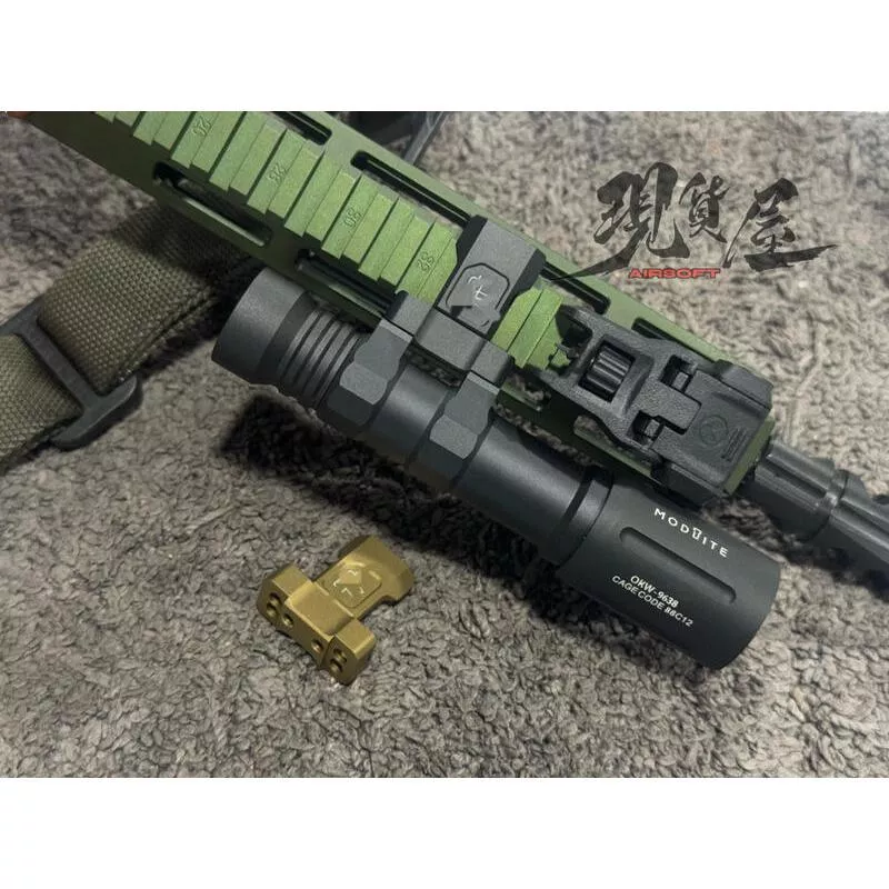*現貨屋*復刻蜻蜓風格 SF槍燈 燈座 支架 燈架 M300 M600 MODLITE OKW 90度