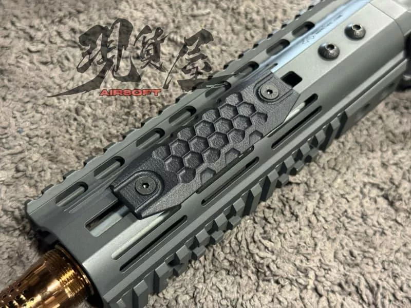 *現貨屋*復刻 尼龍燒結 mlok 護木片 魚骨片