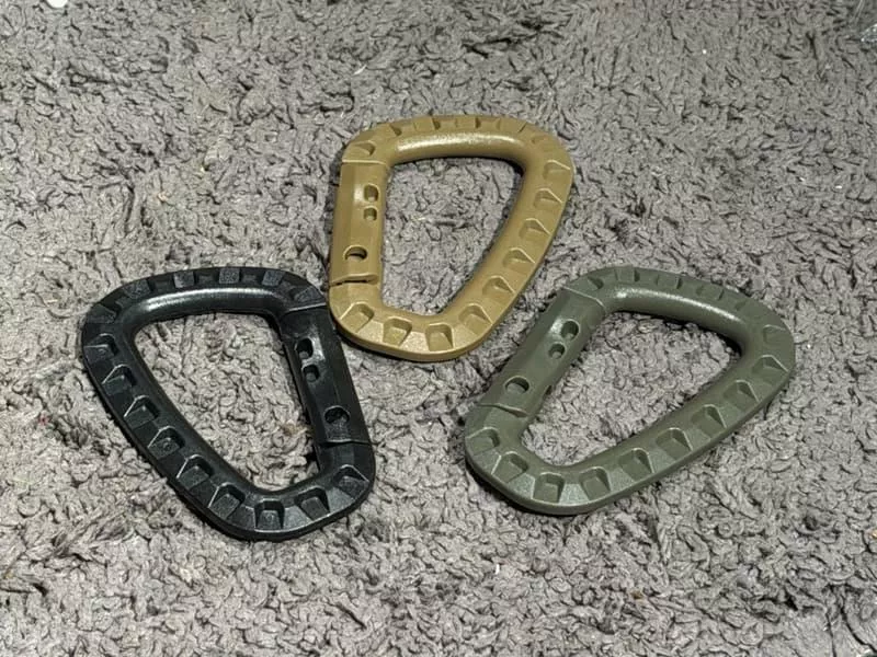 *現貨屋*塑鋼快速掛鉤 D扣 生存遊戲 戰術背心