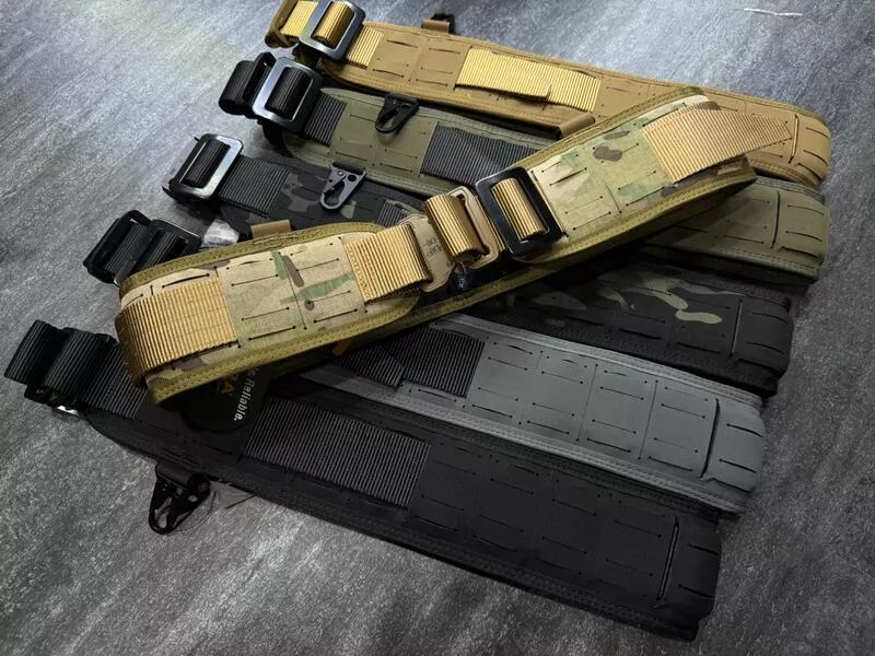 *現貨屋*雷射切割戰術腰帶 腰封 黑 沙 od綠 mc多地 黑多地