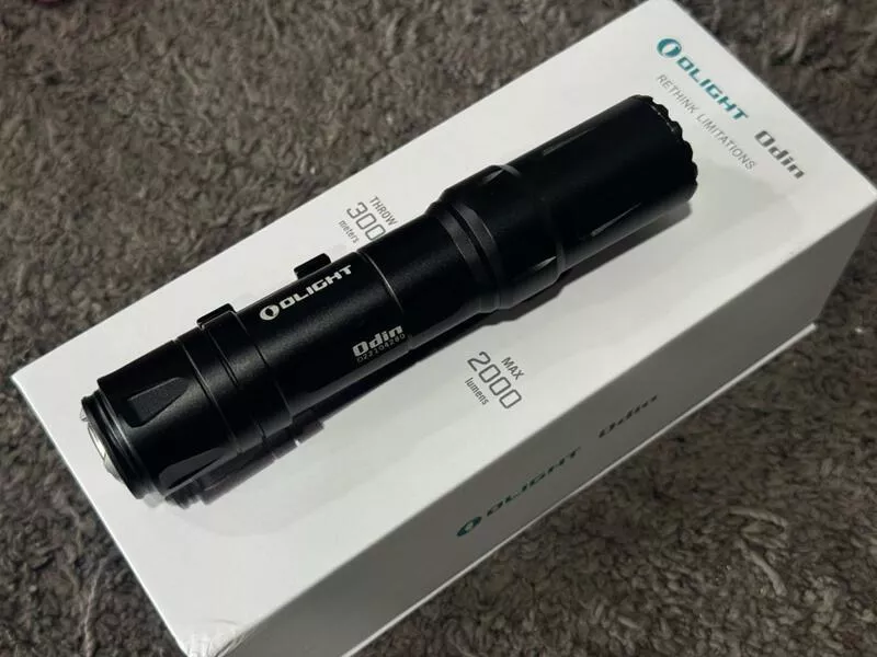 *現貨屋*OLIGHT ODIN 奧丁 2000流明 槍燈 手電筒 附磁吸式鼠尾21700充電電池