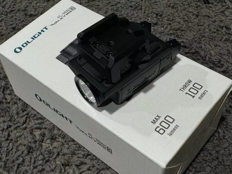 *現貨屋*OLIGHT PL-MINI 3 600流明 100米 小型戰術燈 P365 可爆閃 槍燈 g45 g19