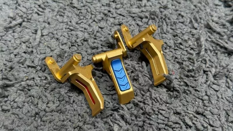 *現貨屋*金色 P320 M17 M18 垂直板機 板機 VFC PB 競技板機