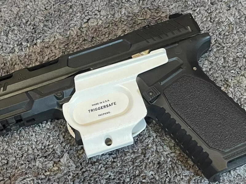 *現貨屋*白色 M4 AR15 扳機 安全護蓋 扳機保險 安全鎖 板機