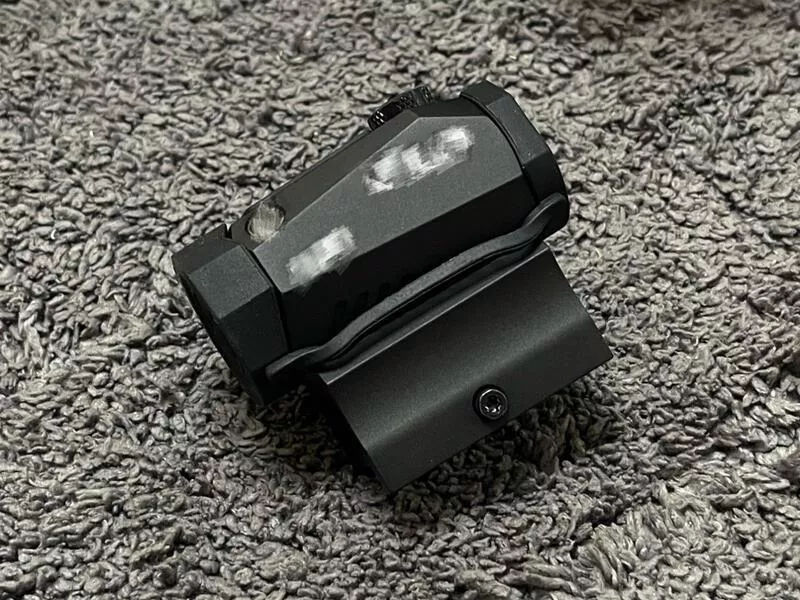 *現貨屋*r5風格 t1 t2內紅點 抗震 快瞄