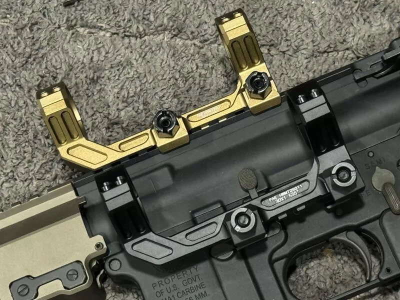 *現貨屋*SIG TANGO風格 ALPHA 4 Ultralight 一體式鏡座