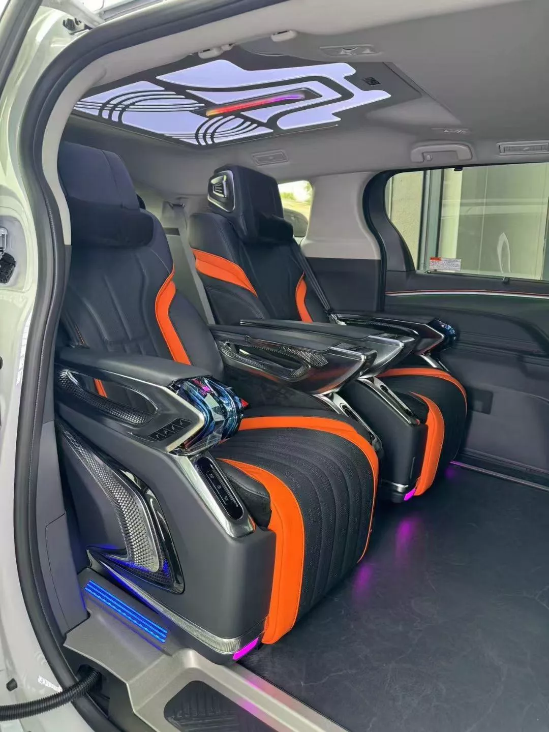 水晶寶座 4.0 Max