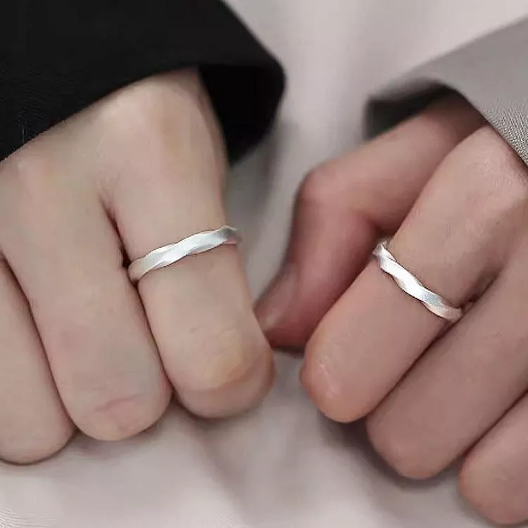 純銀開口戒莫比烏斯環戒指情侣對戒情人節禮物