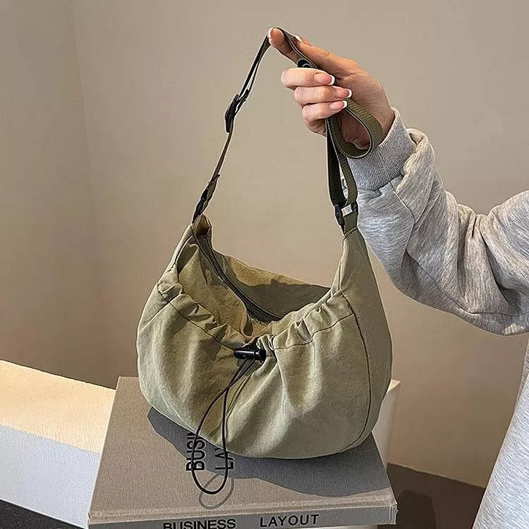 休閒百搭斜背包通勤托特包腋下包