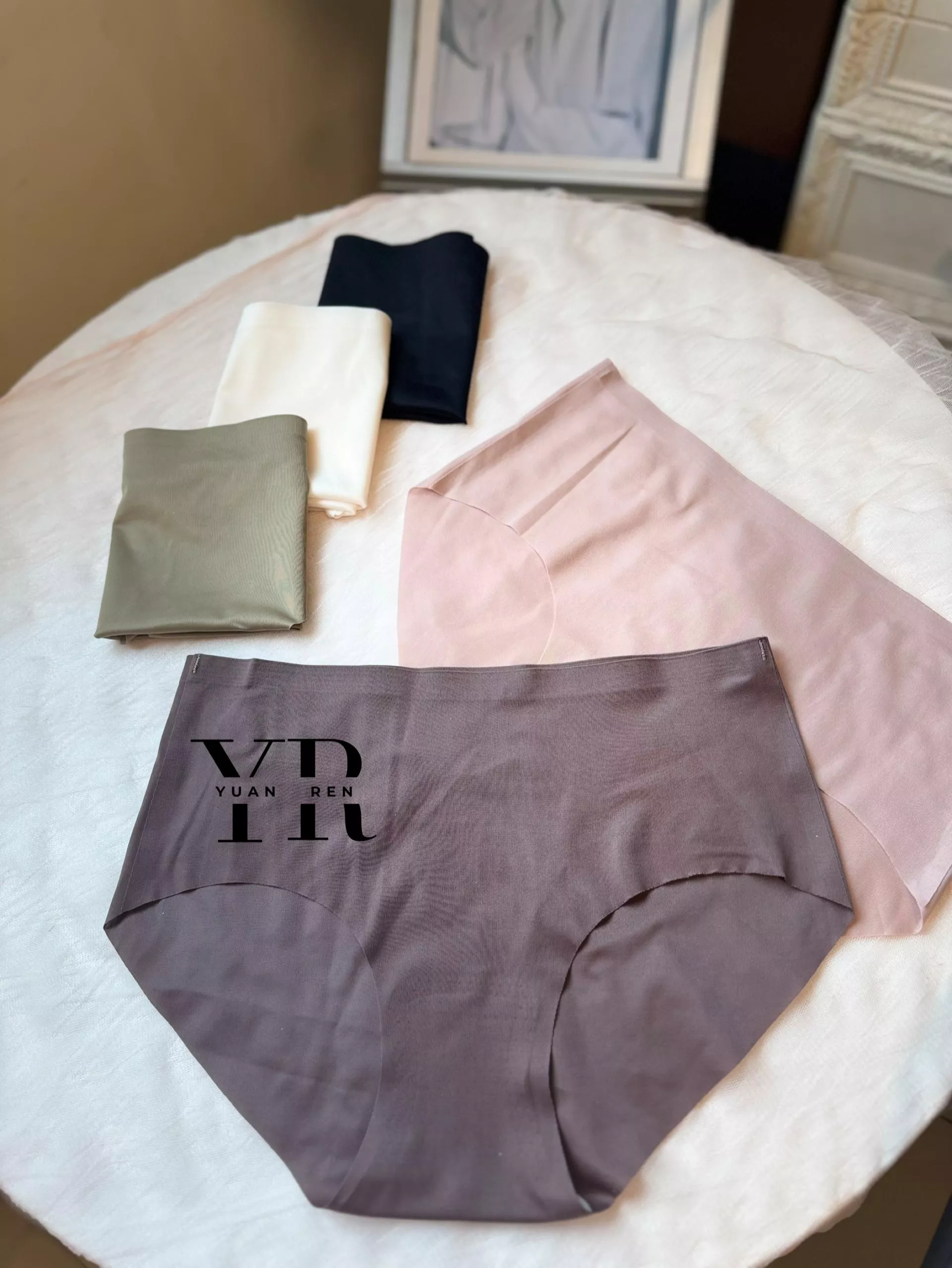 夏季透氣必備款！不夾臀~桑蠶絲無痕內褲(M-XL)-PT108
