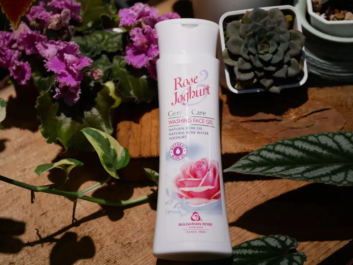 Rose Yogurt保加利亞玫瑰純淨洗面露