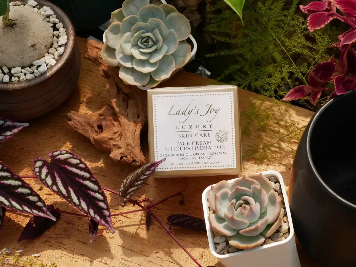 Lady's Joy Luxury保加利亞玫瑰精油24小時保濕奢華面霜