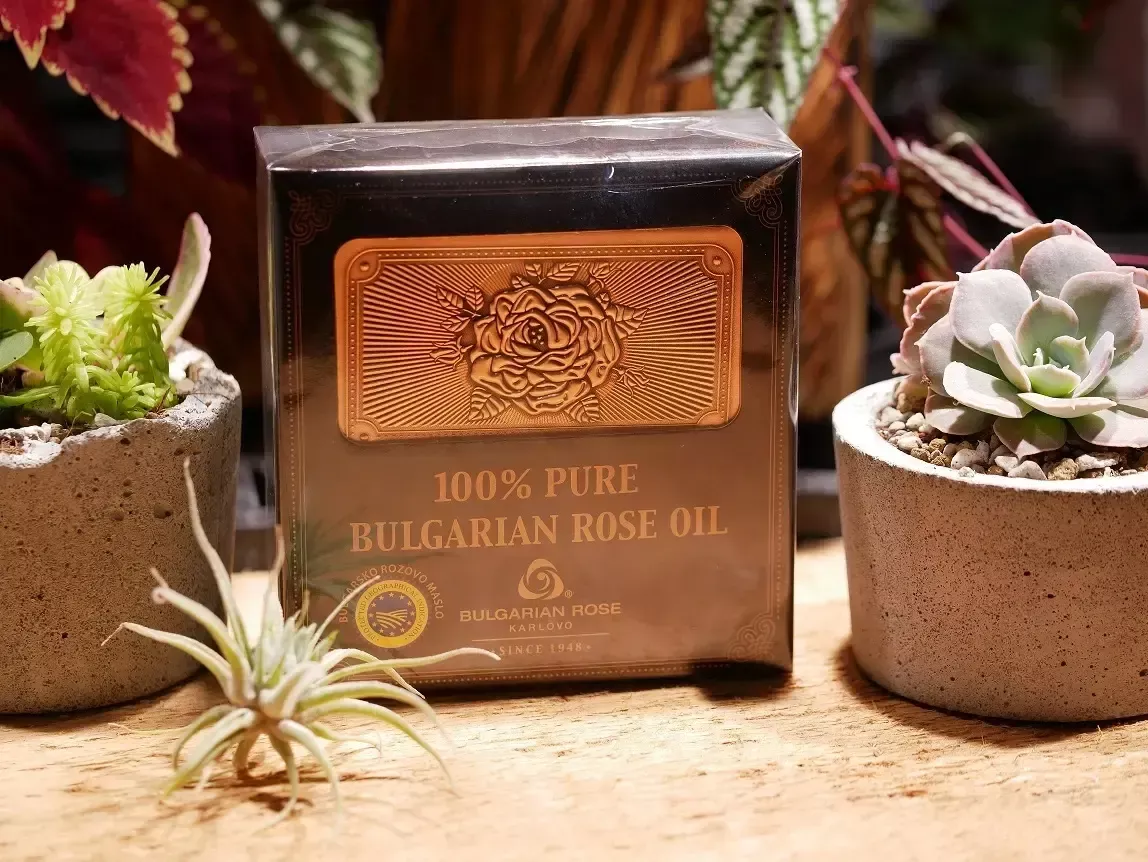 𝔹𝔾🌹Bulgarian rose oil保加利亞玫瑰精油 木雕方盒 Konkum精裝 10g / 11.74ml