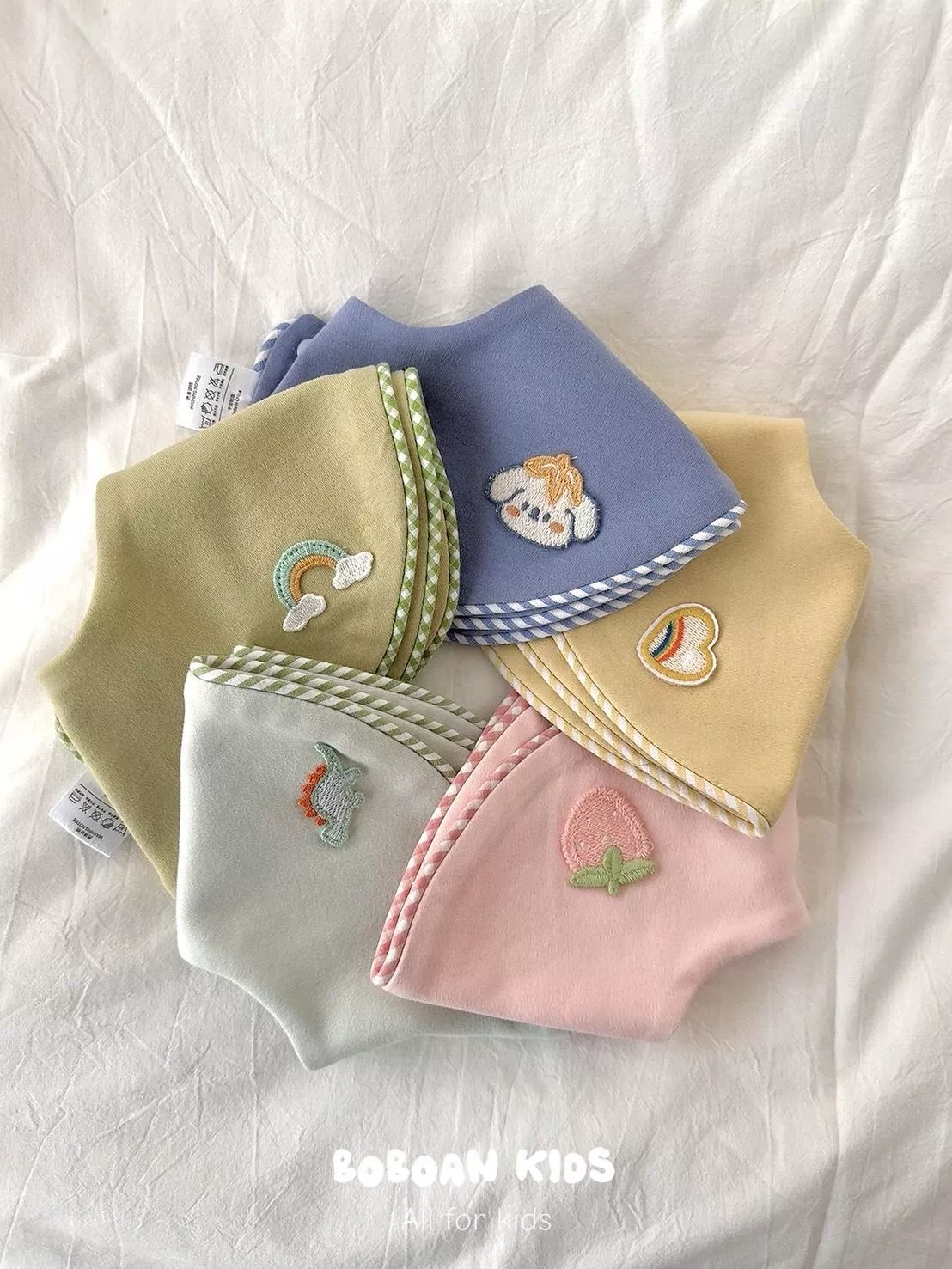 四季刺繡純棉滾邊口水巾